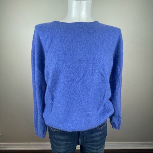 Alexa Grace L Chic Blue Crew Neck Cashmere Cozy Classic Sweater - Picture 6 of 8
